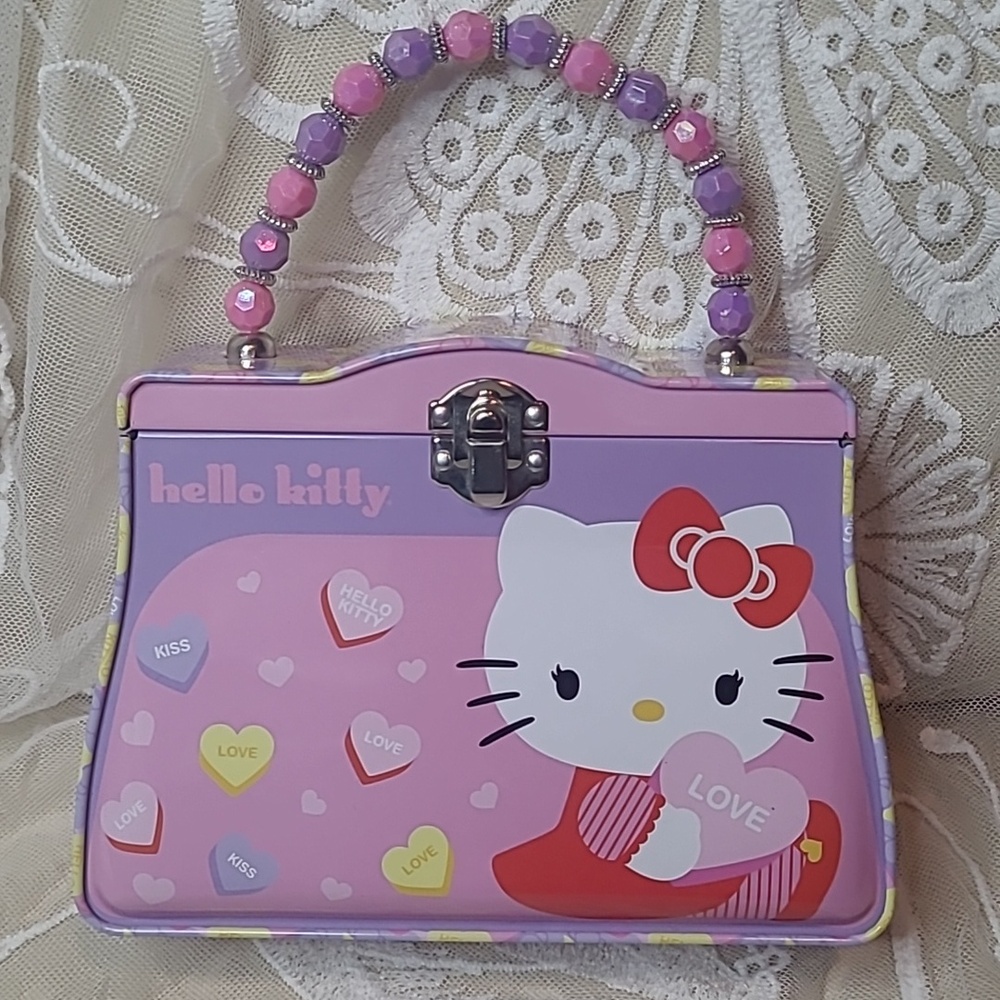Hello Kitty Pink and Purple Heart Tin Purse (2011)